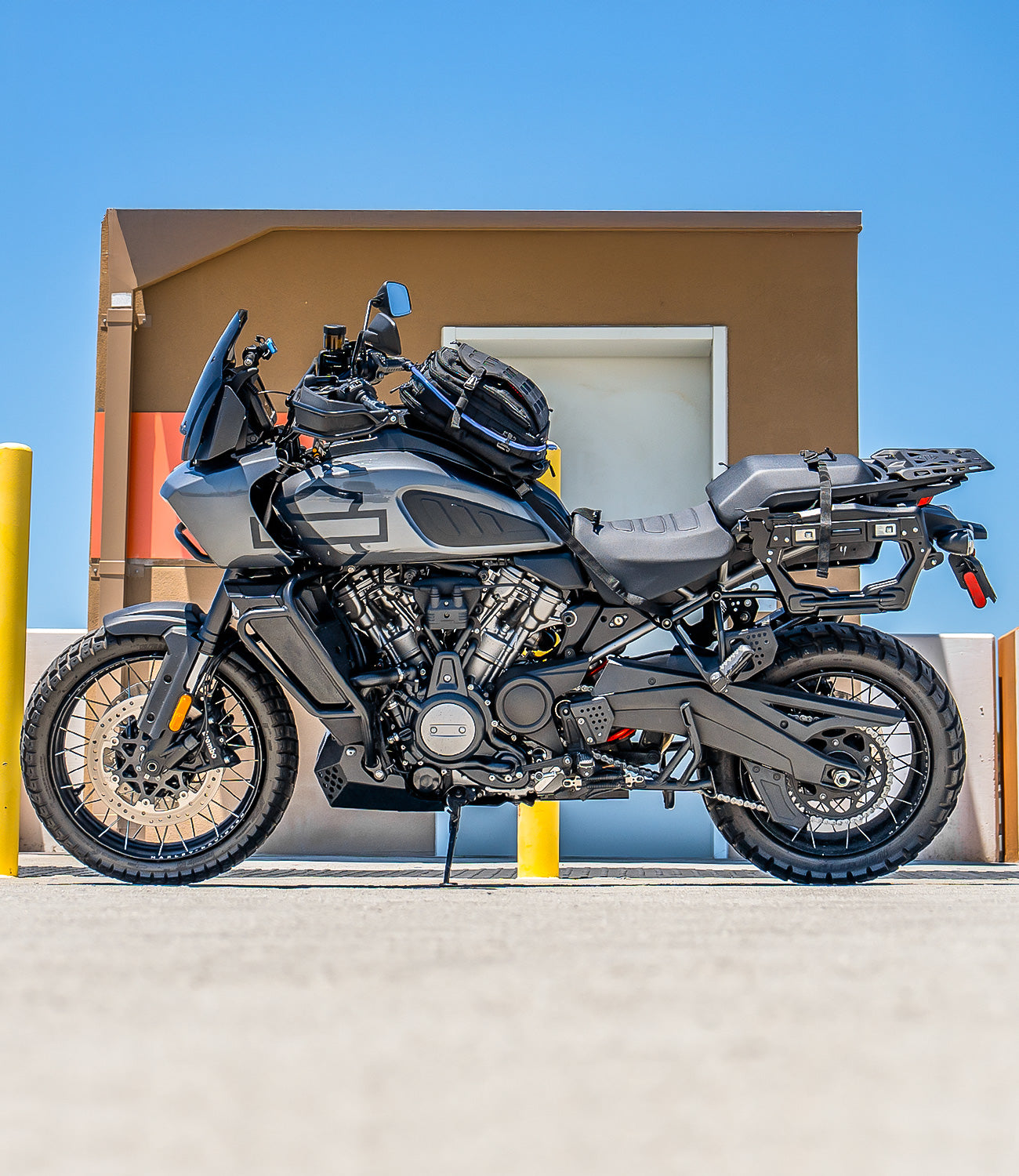 Illustrative image for adventure bike tank bag