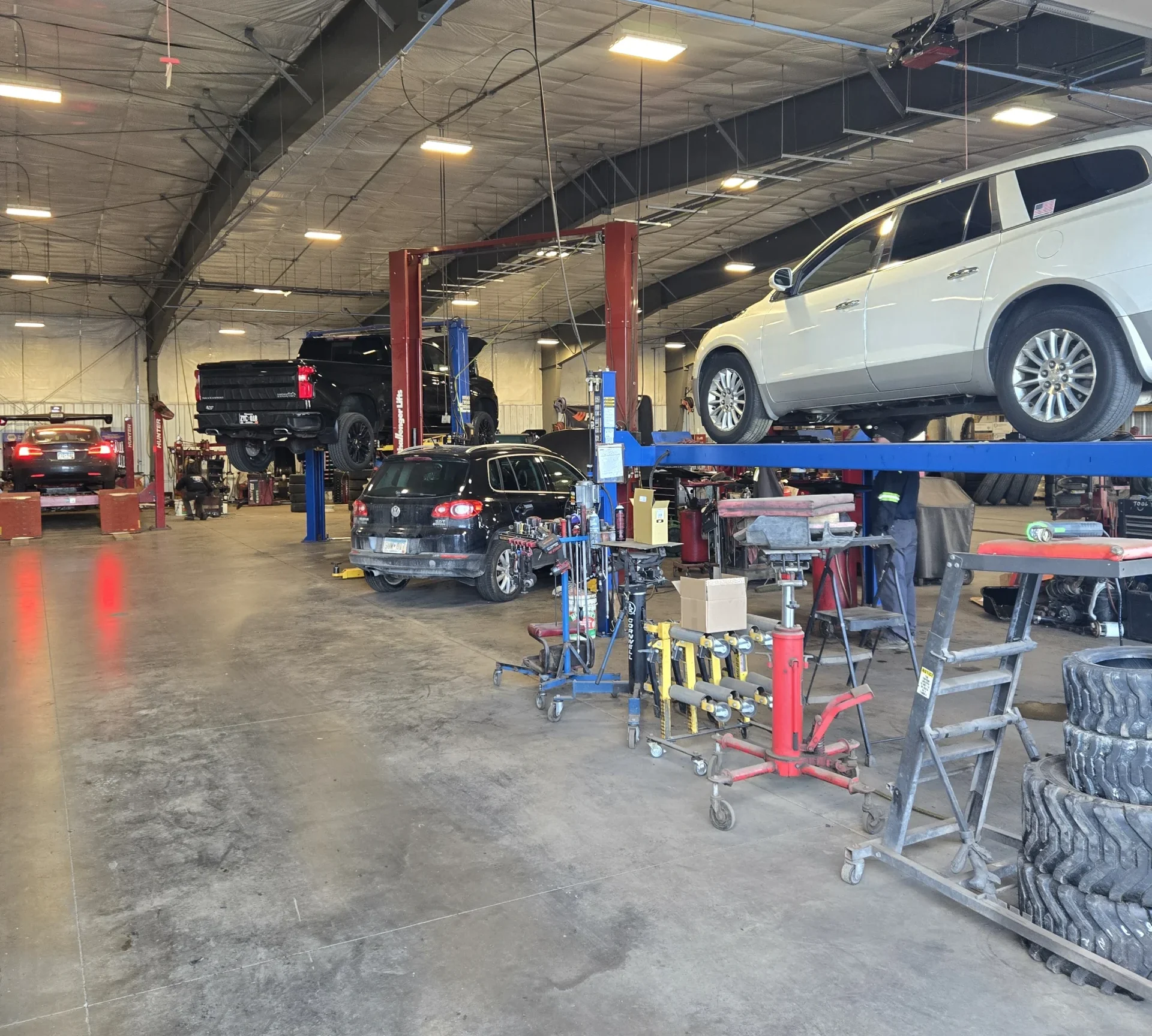 An application scenario or product detail of a1 24hr tire shop - Image 12