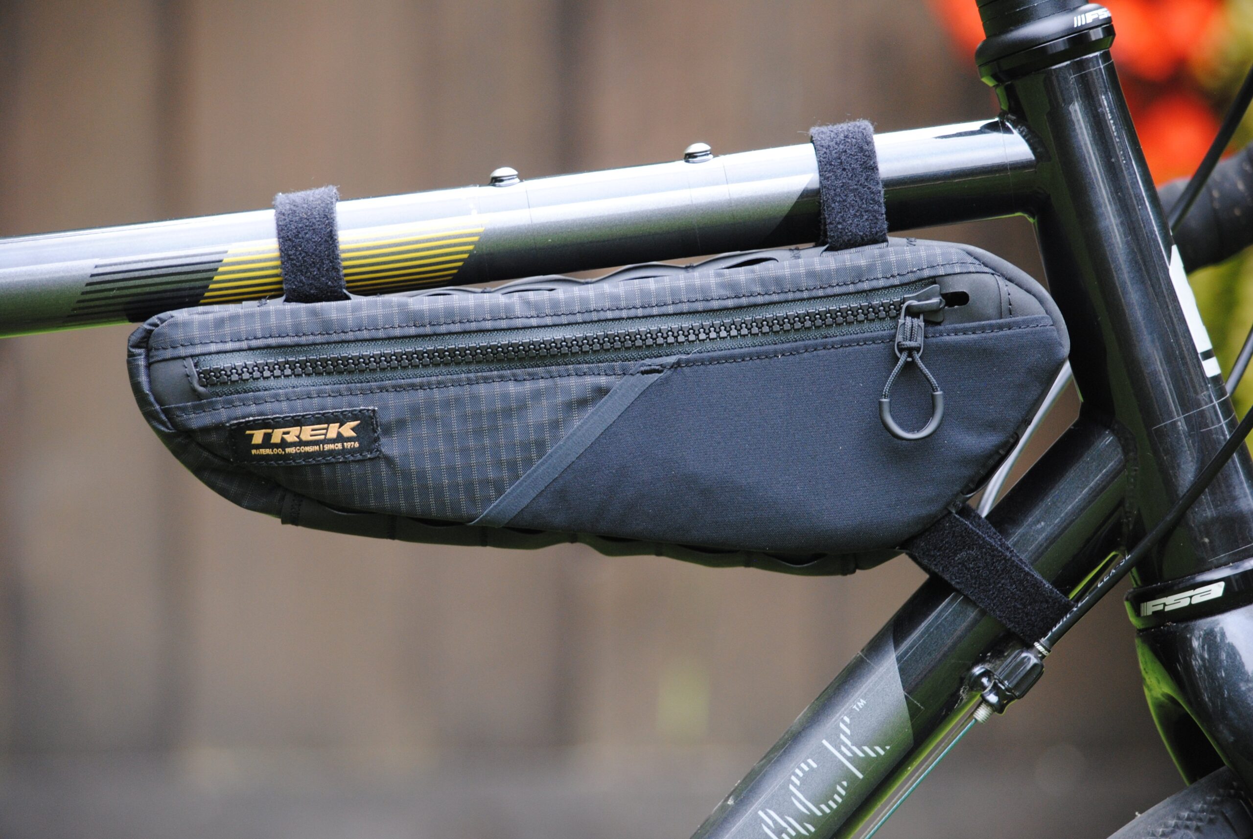 An application scenario or product detail of adventure bike bags - Image 13