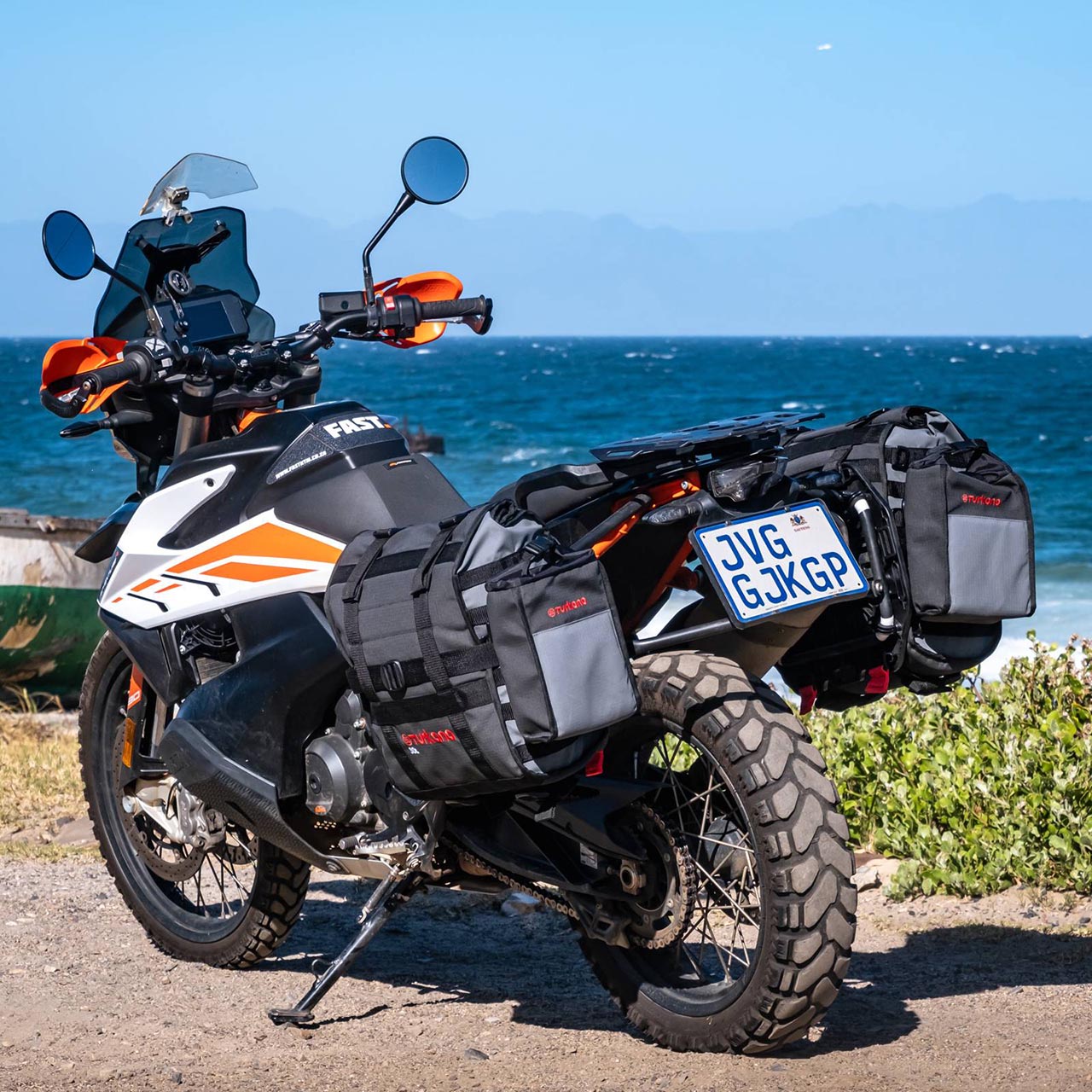 An application scenario or product detail of adventure bike soft luggage - Image 7