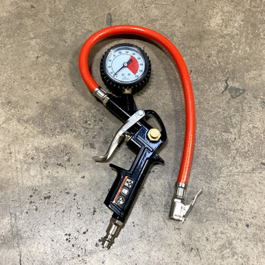 An application scenario or product detail of air compressor gun for tires - Image 10