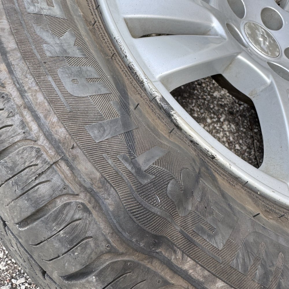 An application scenario or product detail of air in my tires near me - Image 18