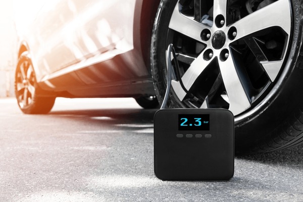 Featured image for the air pump in car guide