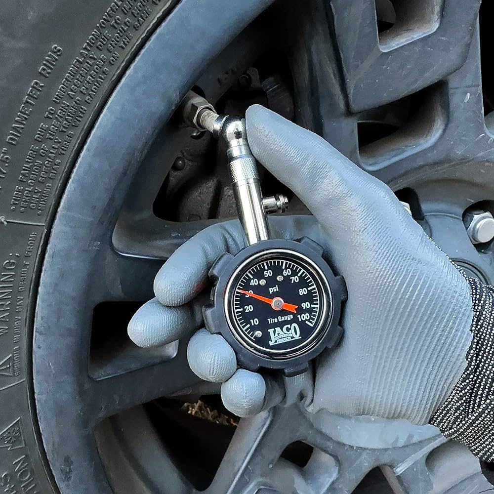 Featured image for the best air pressure gauge for car tires guide