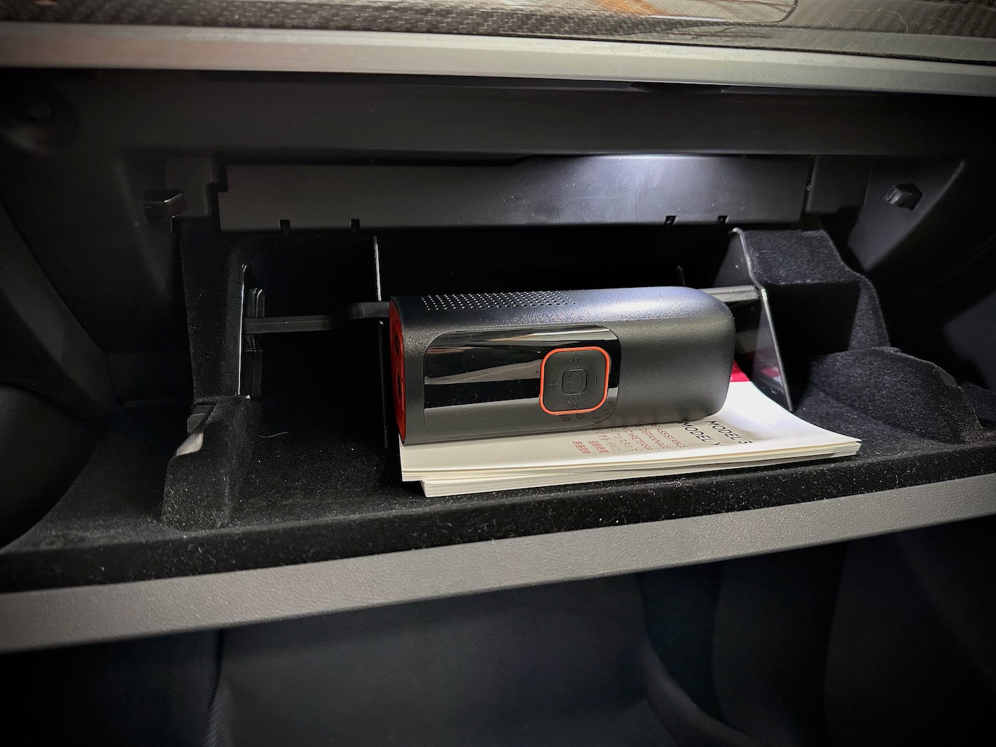 An application scenario or product detail of best portable tire inflator for tesla - Image 16