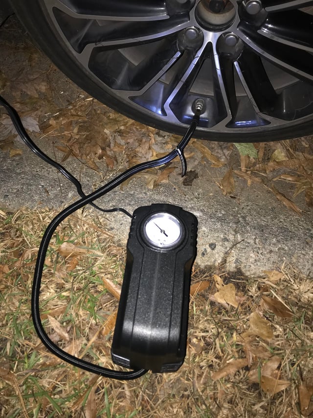 An application scenario or product detail of best portable tire inflator reddit - Image 11
