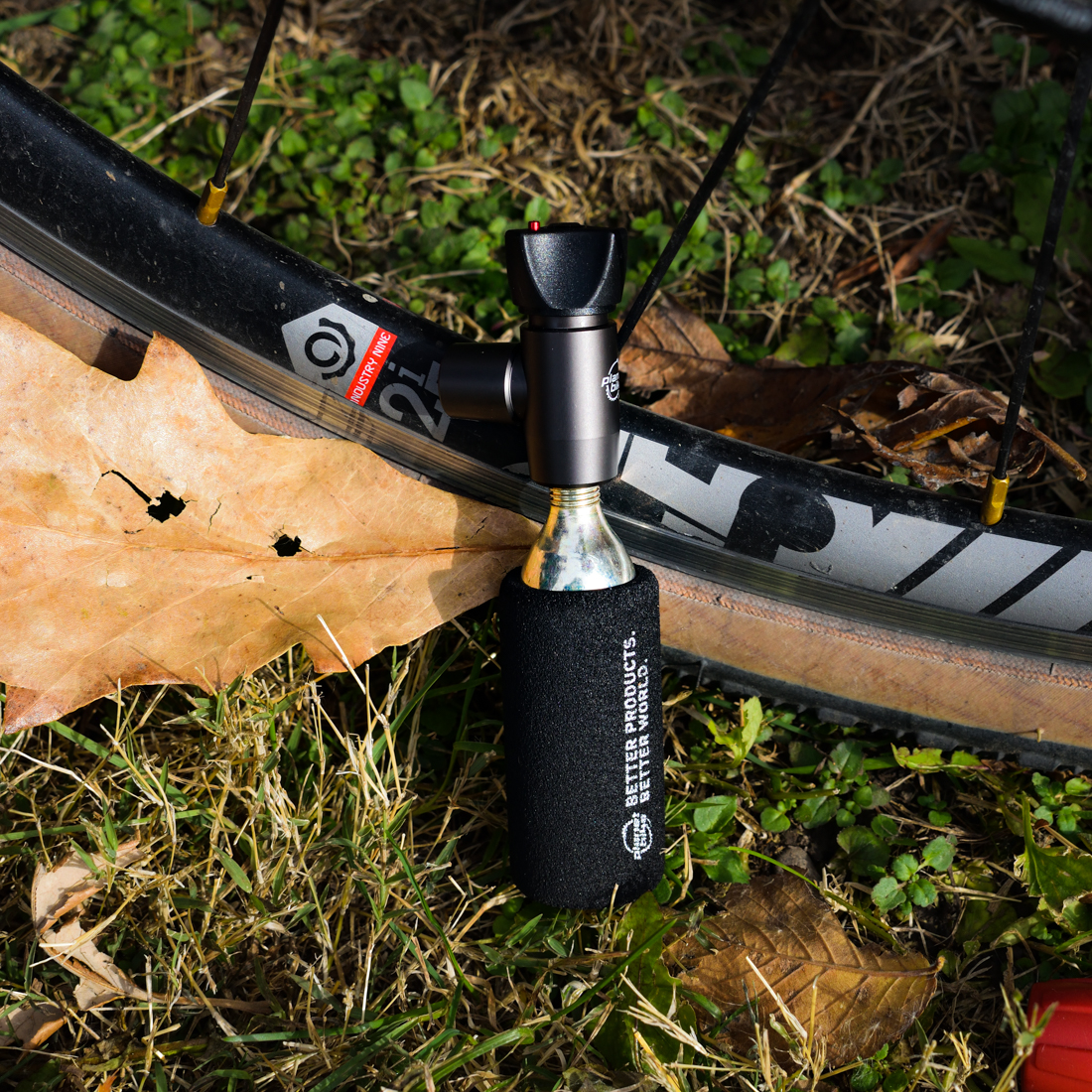 An application scenario or product detail of bicycle tire co2 inflator - Image 22