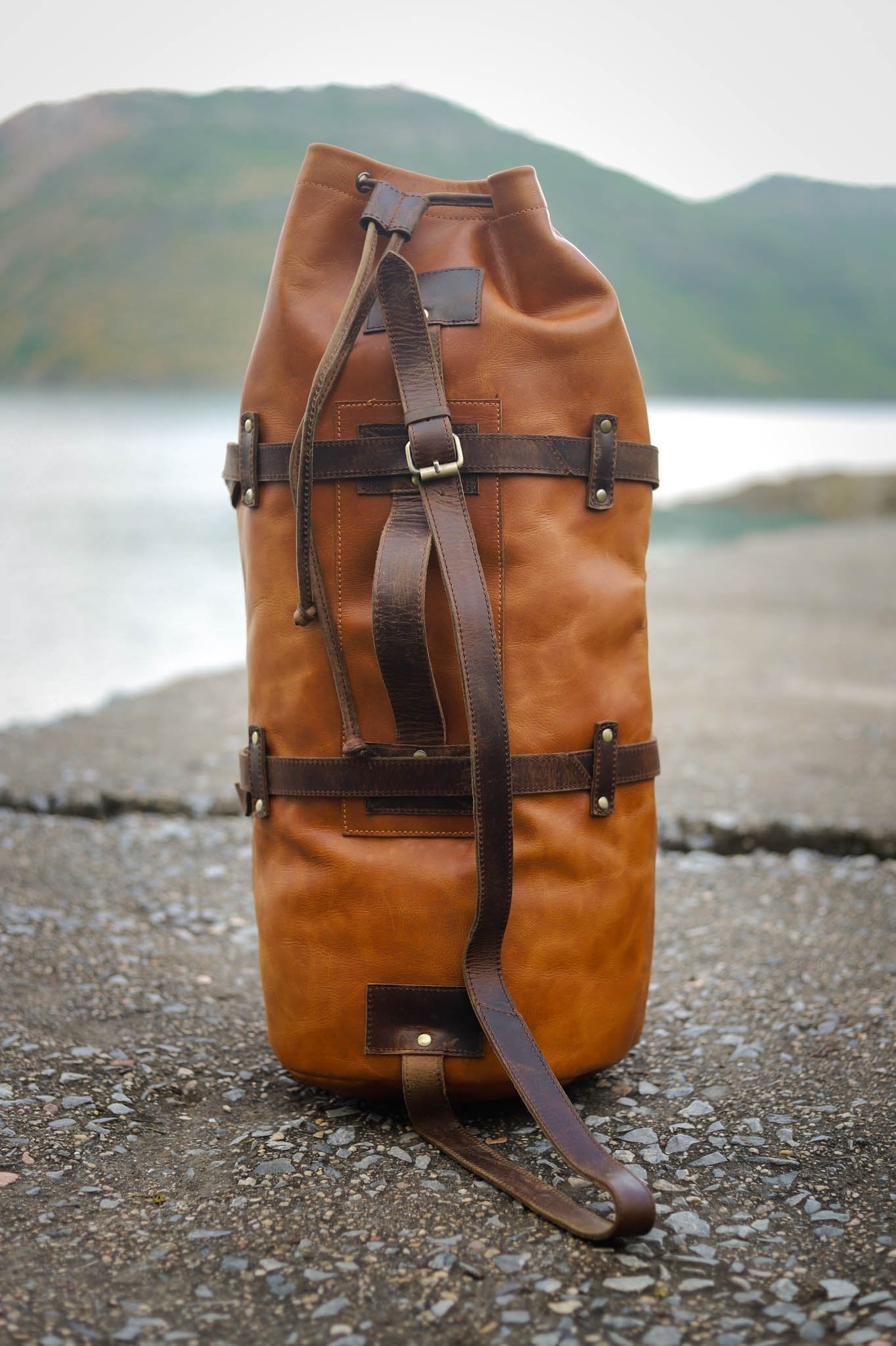 An application scenario or product detail of biker duffle bag - Image 4