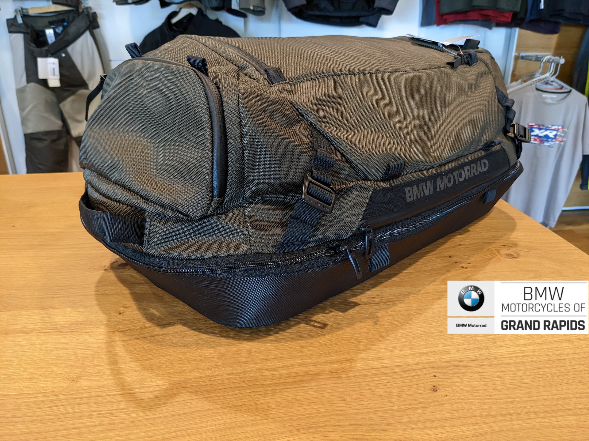 An application scenario or product detail of bmw luggage motorcycle - Image 8