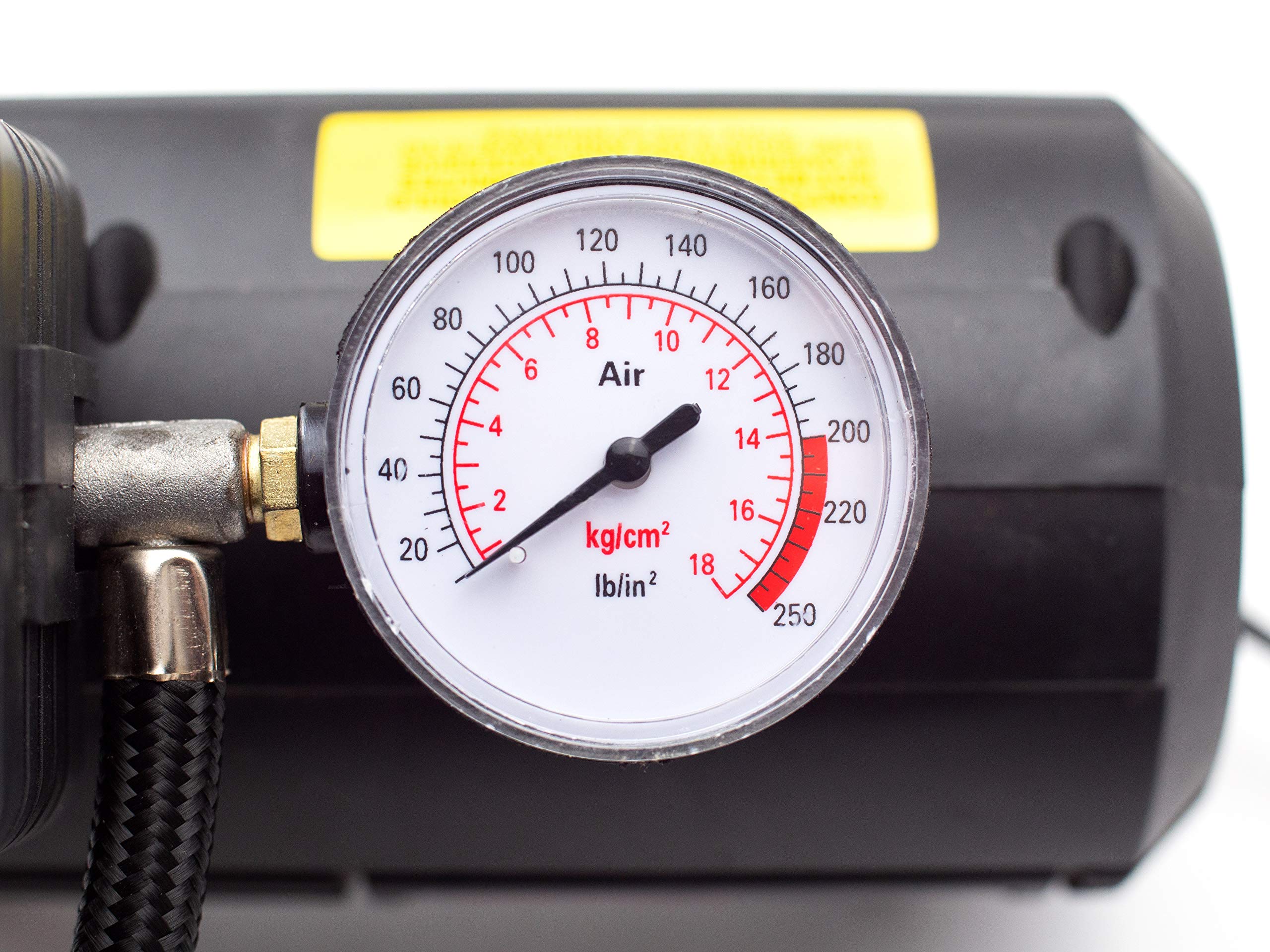 An application scenario or product detail of cigarette lighter air pump - Image 4