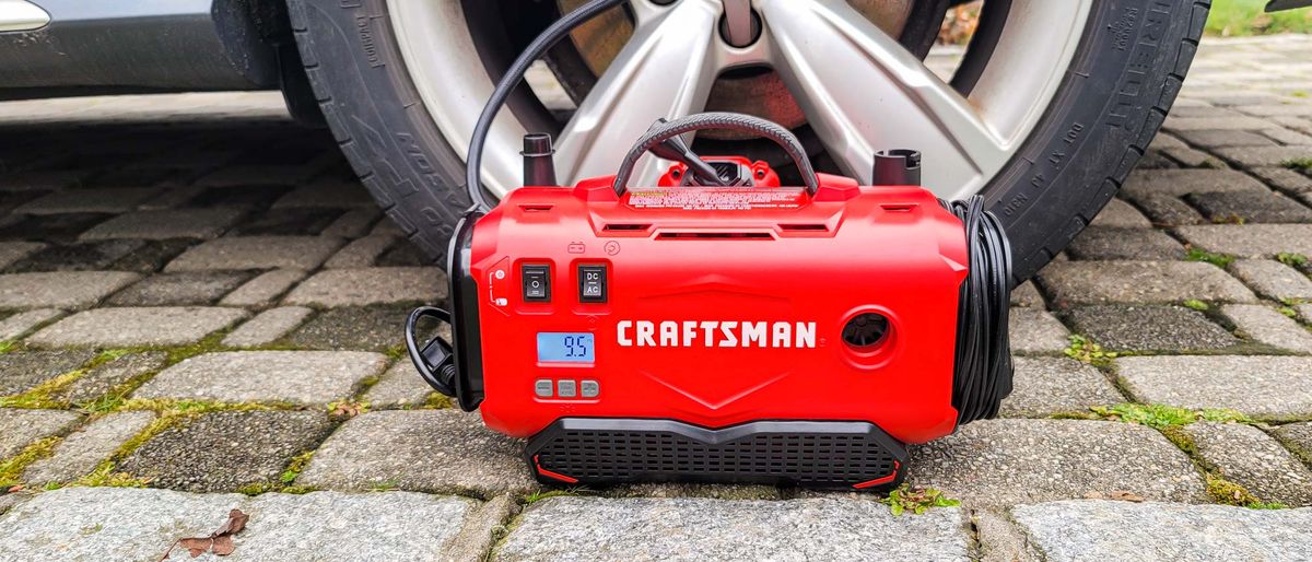 An application scenario or product detail of craftsman v20 tire inflator - Image 3
