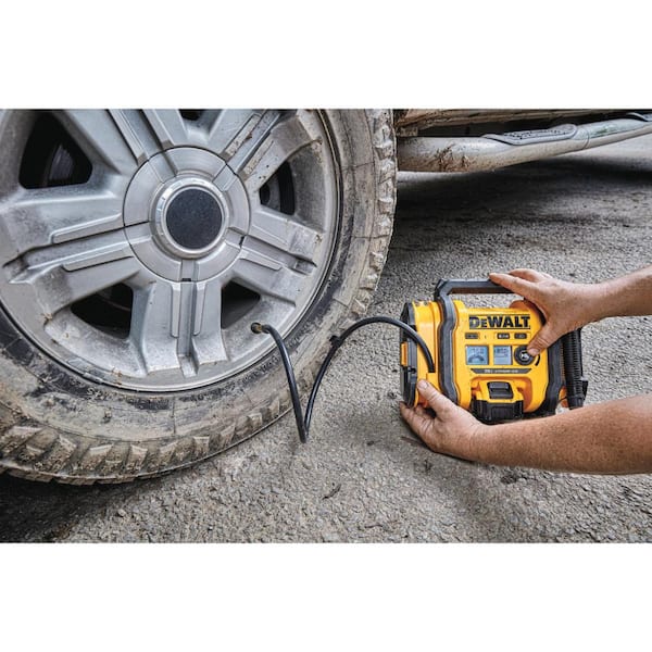 An application scenario or product detail of dewalt portable tire inflator - Image 15