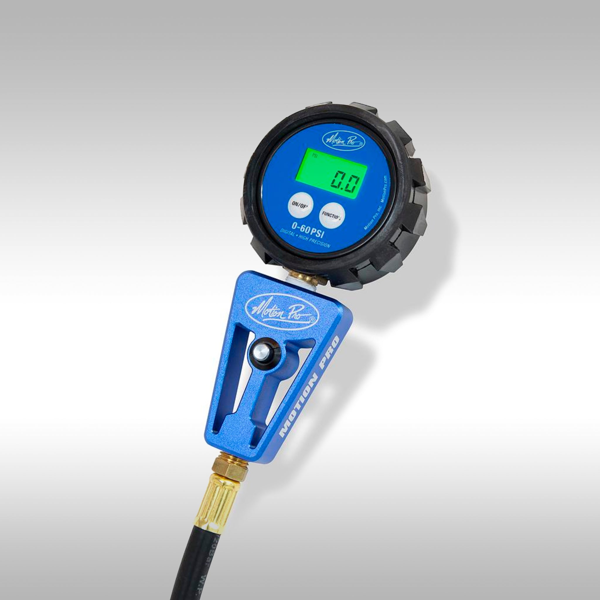 An application scenario or product detail of digital tire air pressure gauge - Image 13