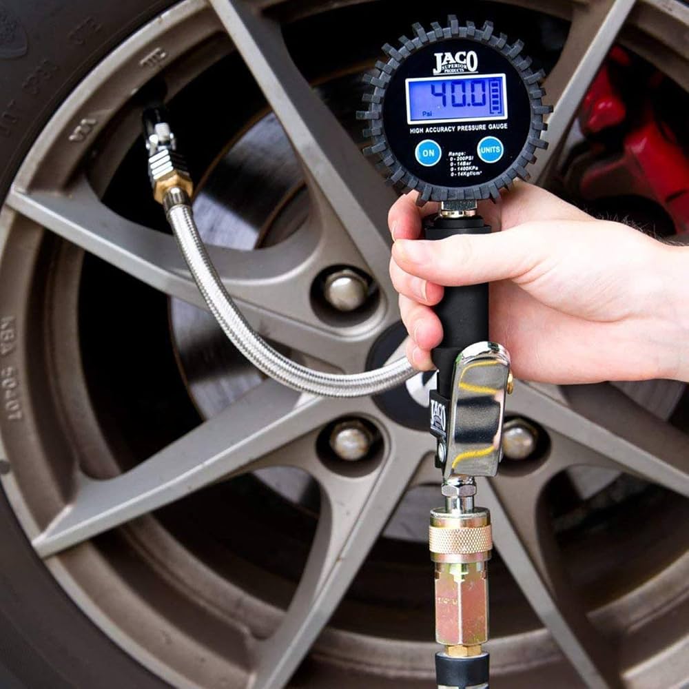 An application scenario or product detail of digital tire pressure gauge and inflator - Image 13