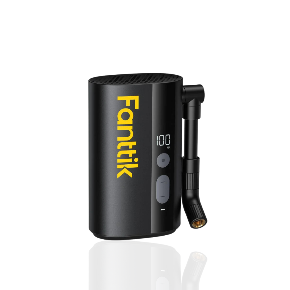 An application scenario or product detail of fanttik portable tire inflator - Image 18