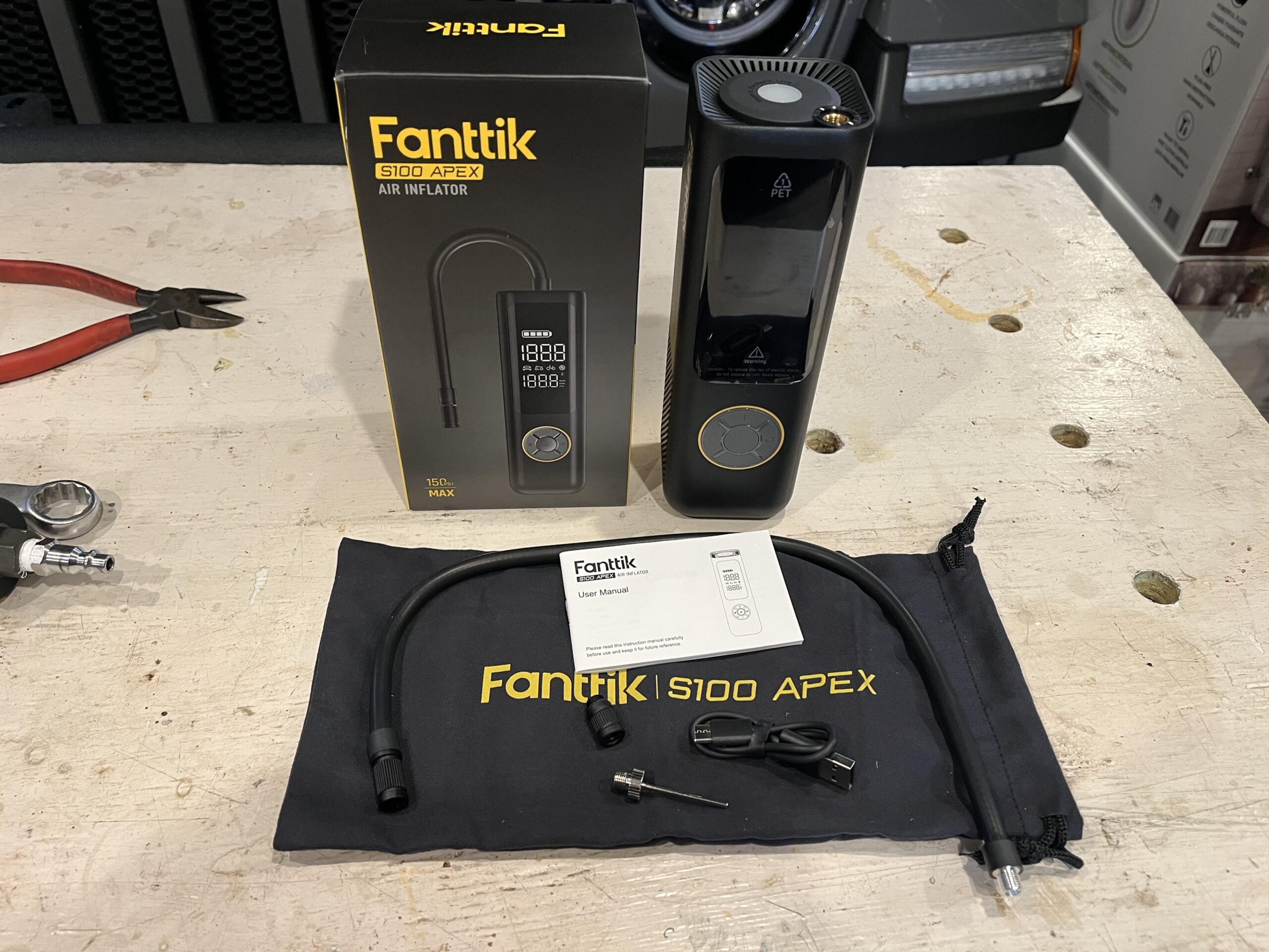 An application scenario or product detail of fanttik tire inflator costco - Image 23