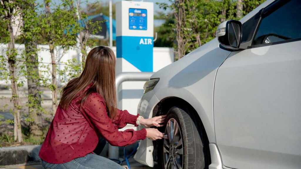 Featured image for the fill tires with air near me guide