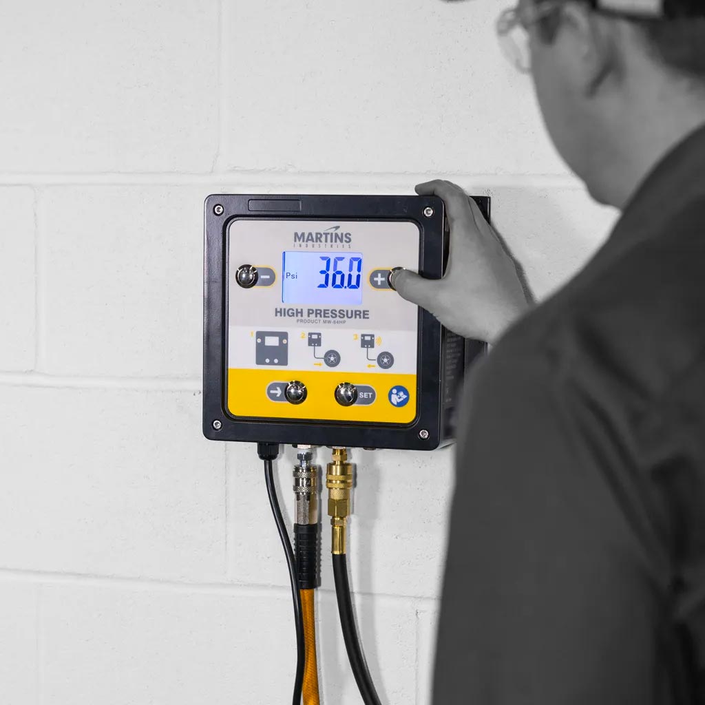 An application scenario or product detail of flat tire inflator - Image 18