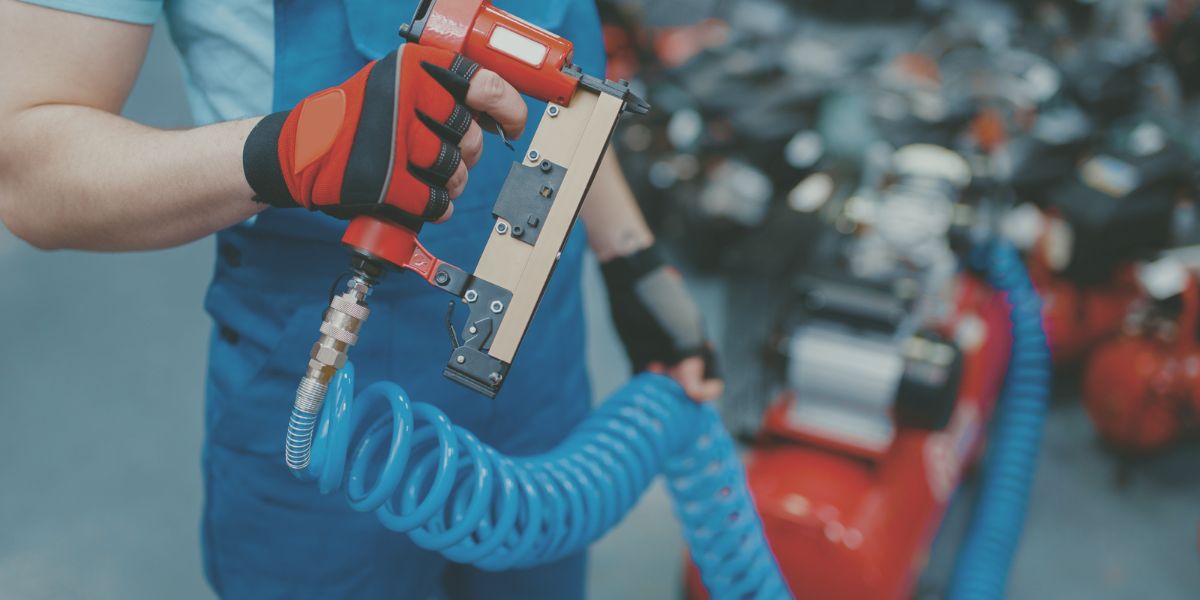 An application scenario or product detail of hand air compressor - Image 2