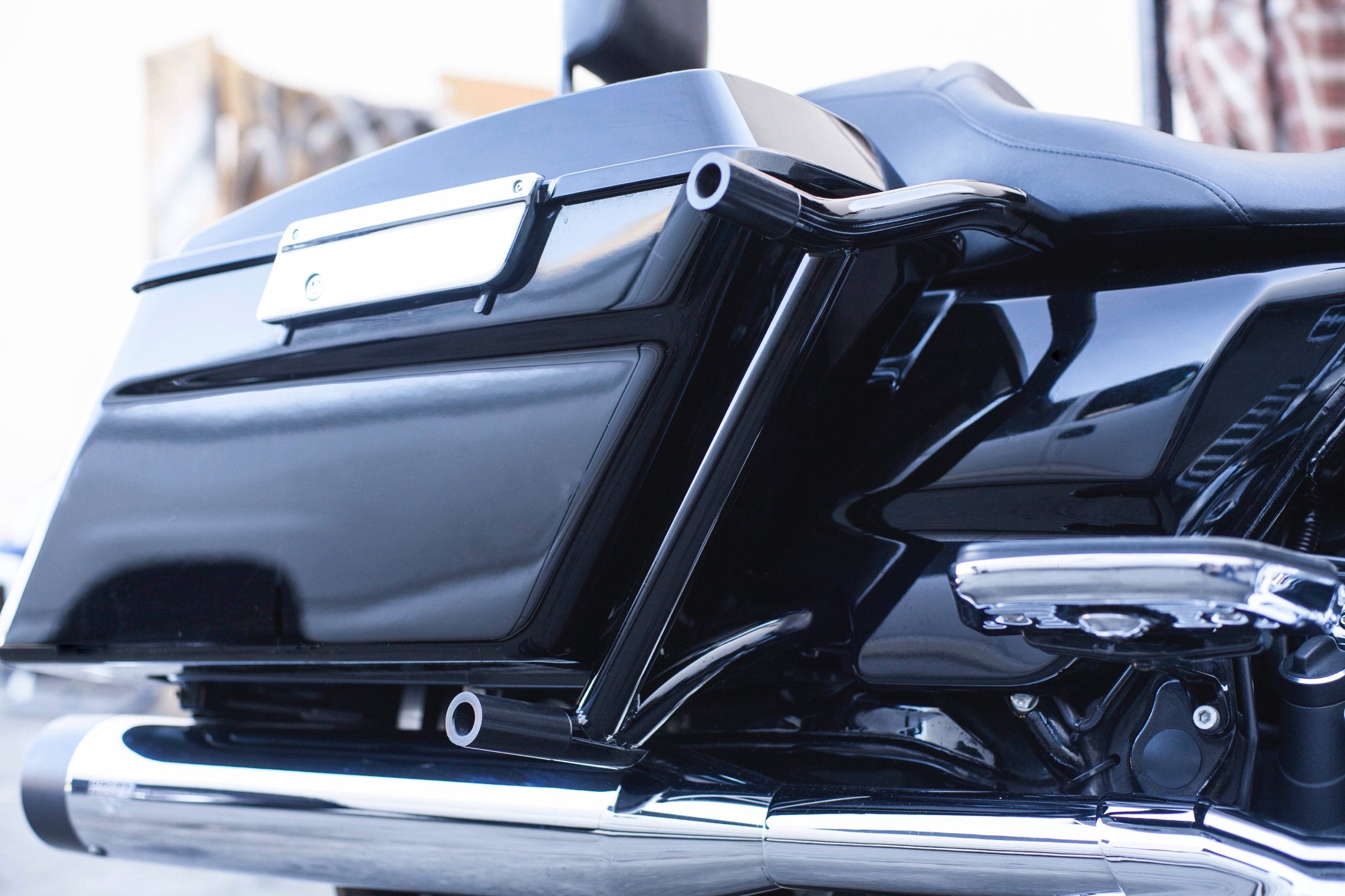 An application scenario or product detail of harley saddle bag crash bars - Image 16