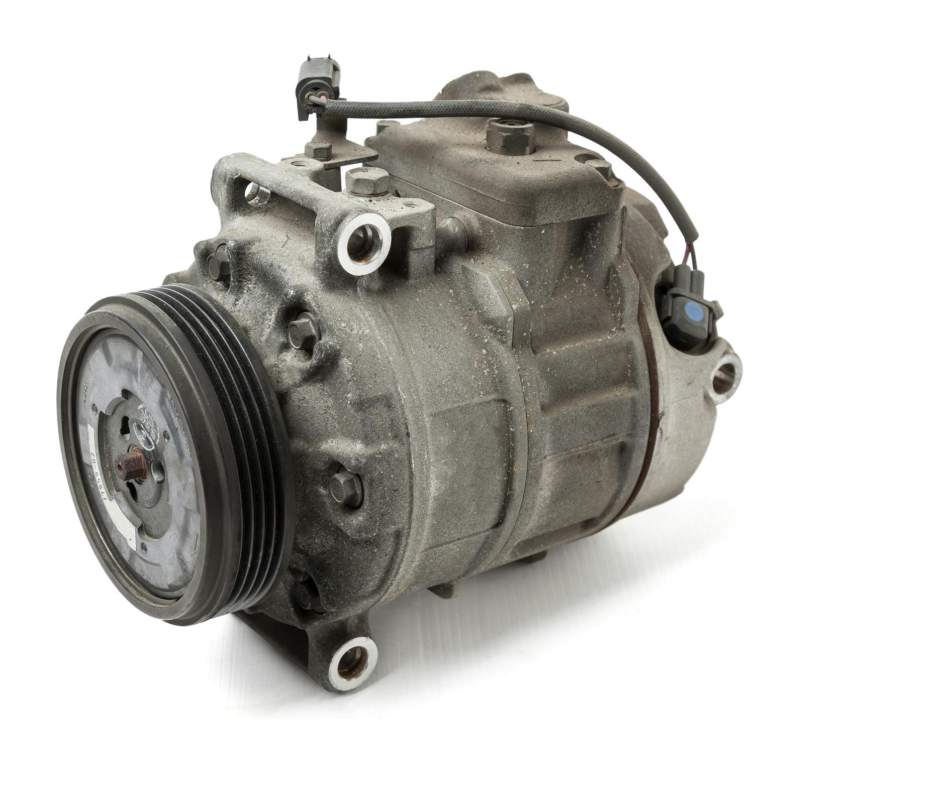 An application scenario or product detail of how much is an air compressor for a car - Image 20