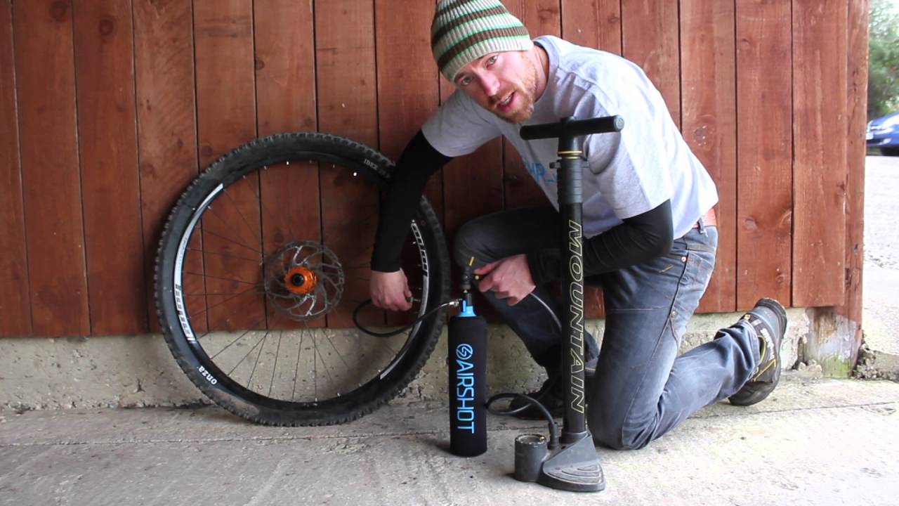 An application scenario or product detail of how to inflate a tubeless tire - Image 21