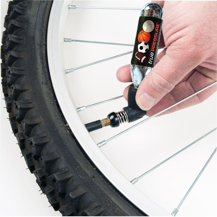 An application scenario or product detail of how to inflate tires with nitrogen - Image 7
