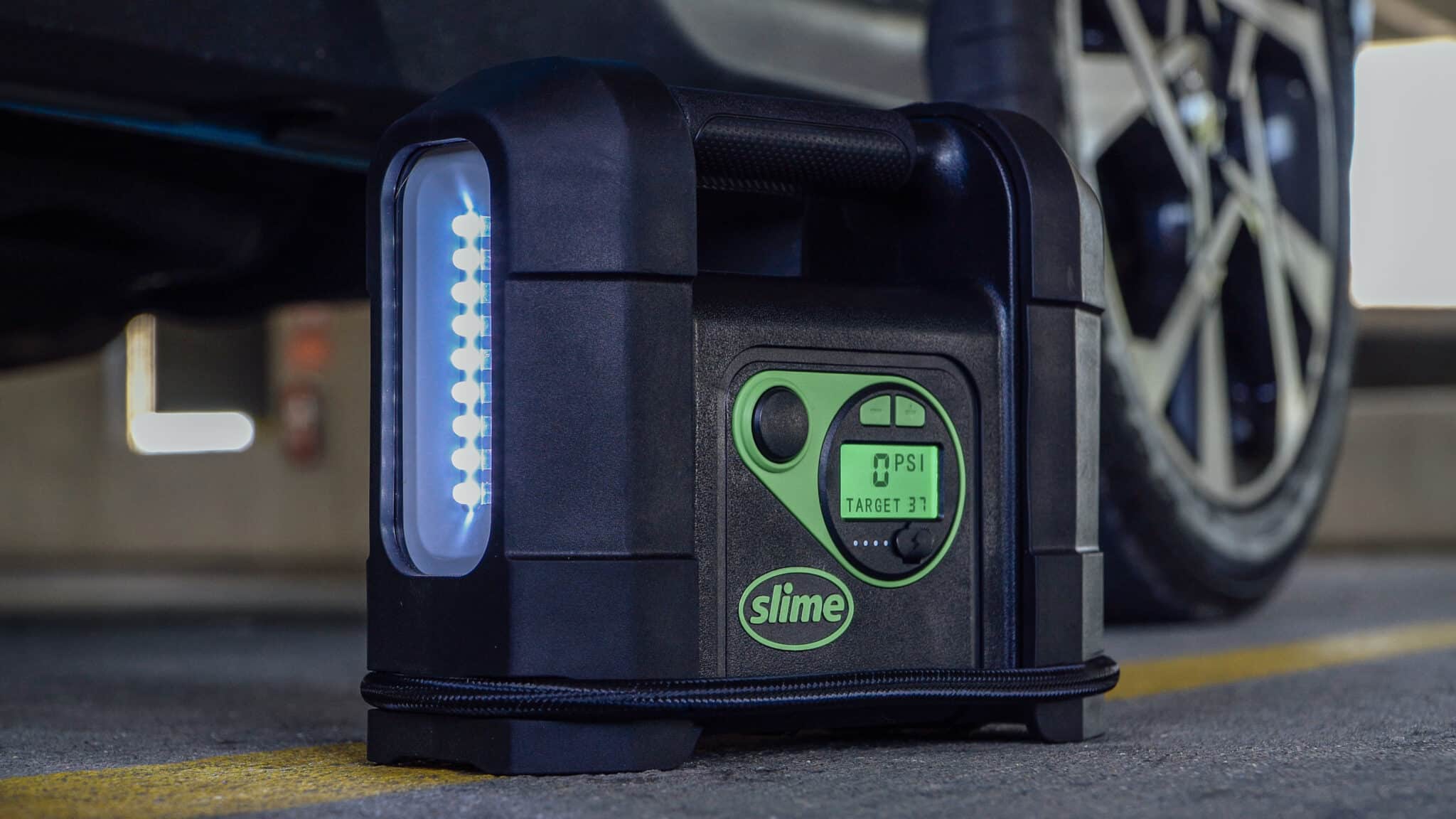 An application scenario or product detail of how to use a slime tire inflator - Image 15