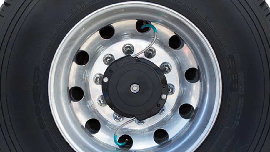 An application scenario or product detail of inflating tires - Image 17
