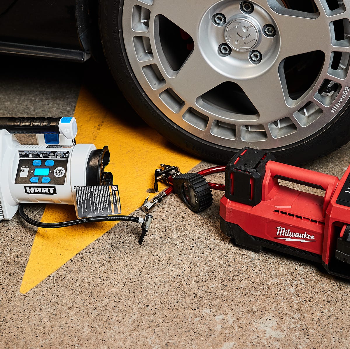 An application scenario or product detail of milwaukee m18 tire inflator kit - Image 14