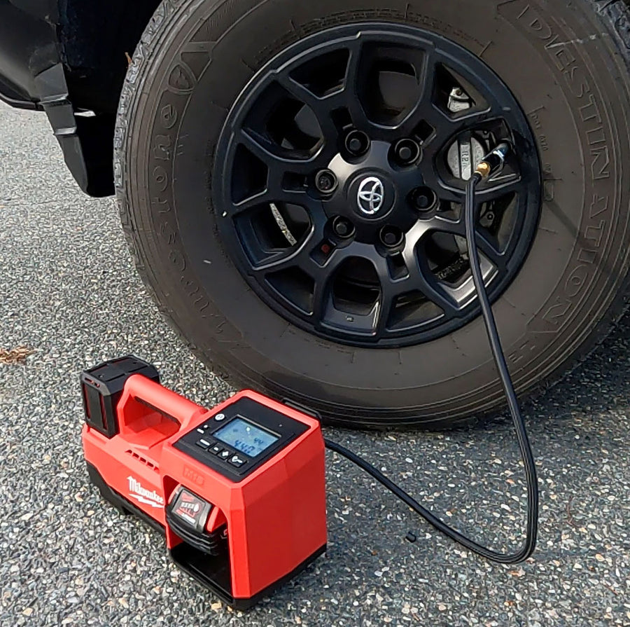 An application scenario or product detail of milwaukee m18 tire inflator kit - Image 18