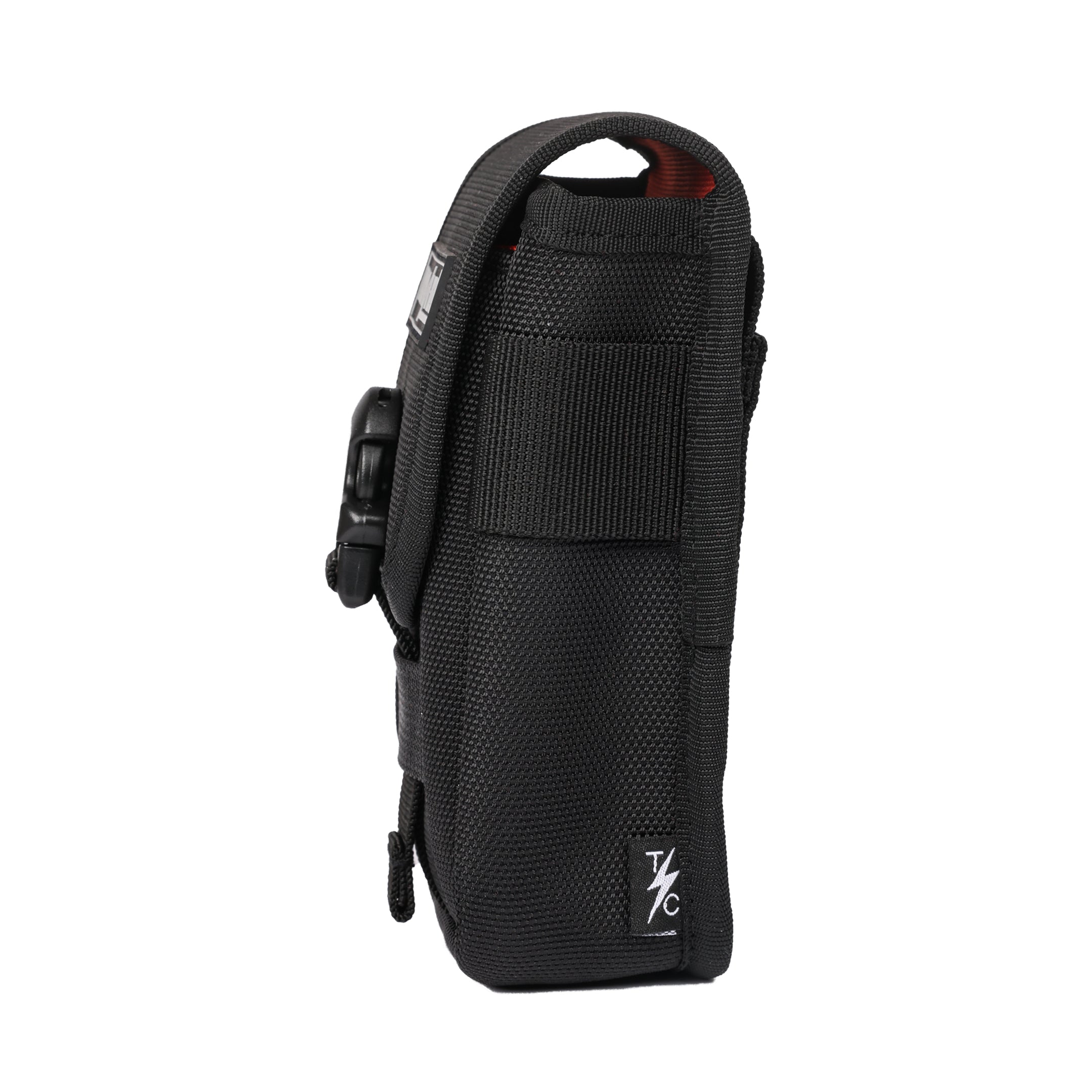 An application scenario or product detail of moto pouch - Image 14