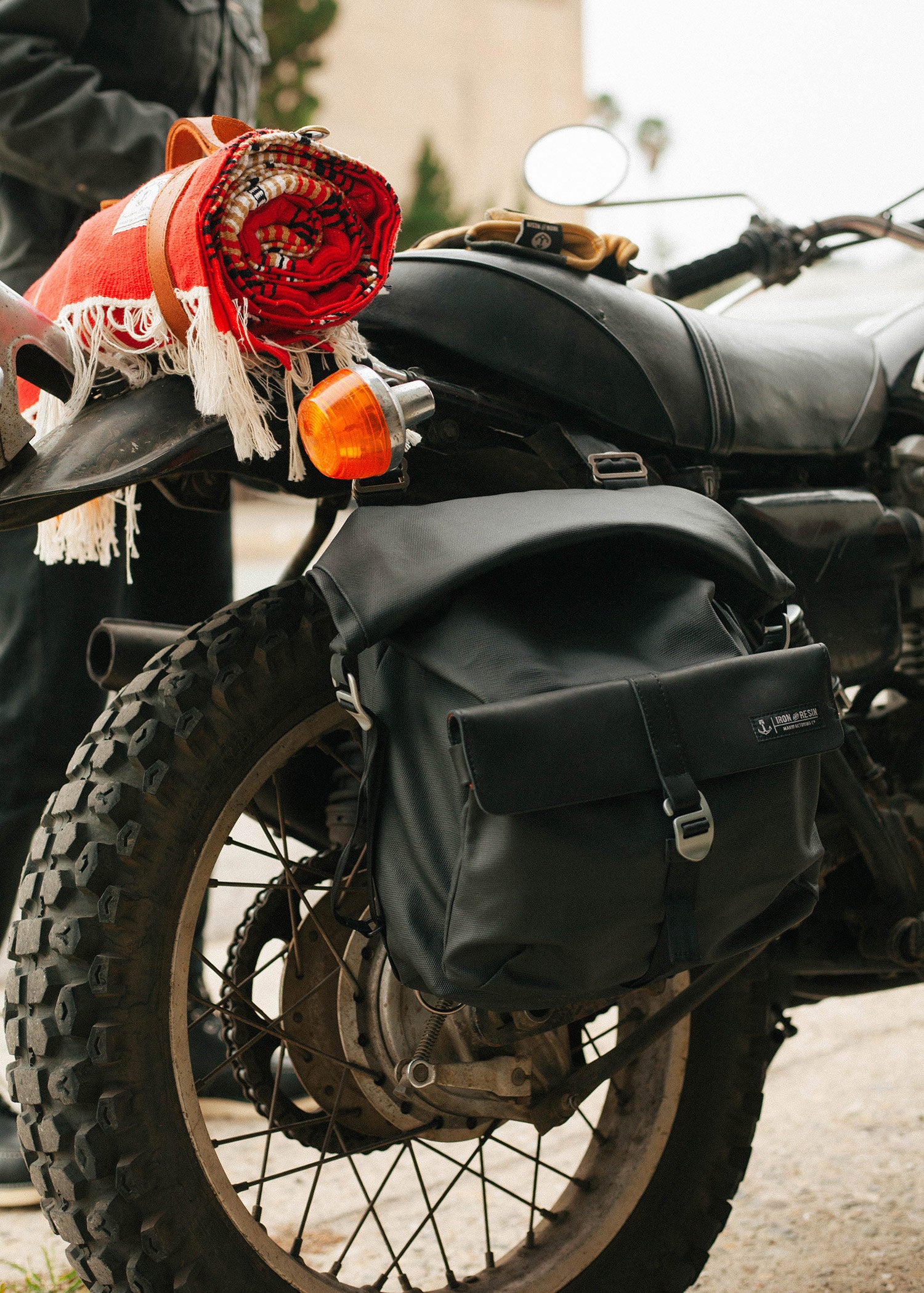 An application scenario or product detail of motorcycle bags & panniers - Image 16