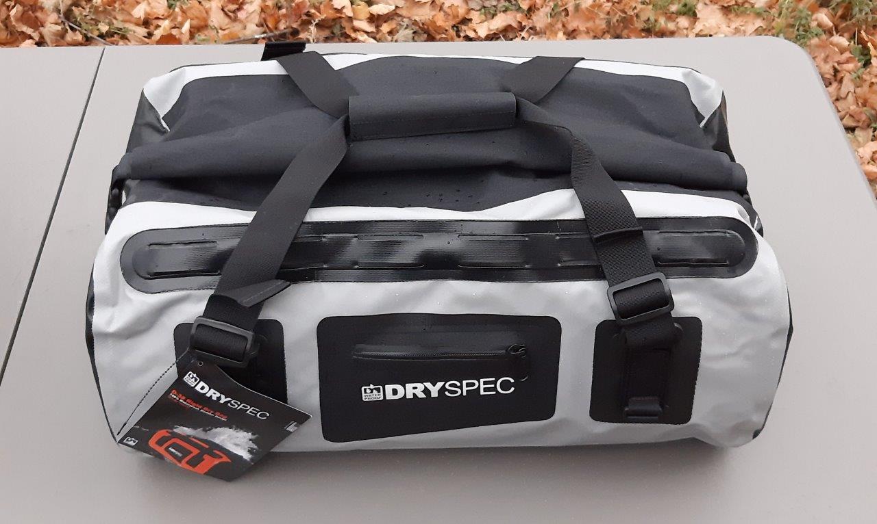 An application scenario or product detail of motorcycle dry bag - Image 9