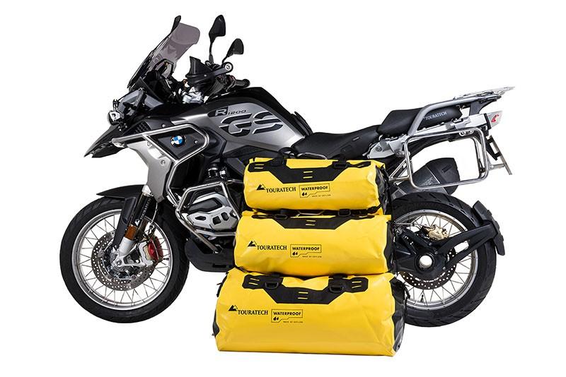 An application scenario or product detail of motorcycle dry bags - Image 17
