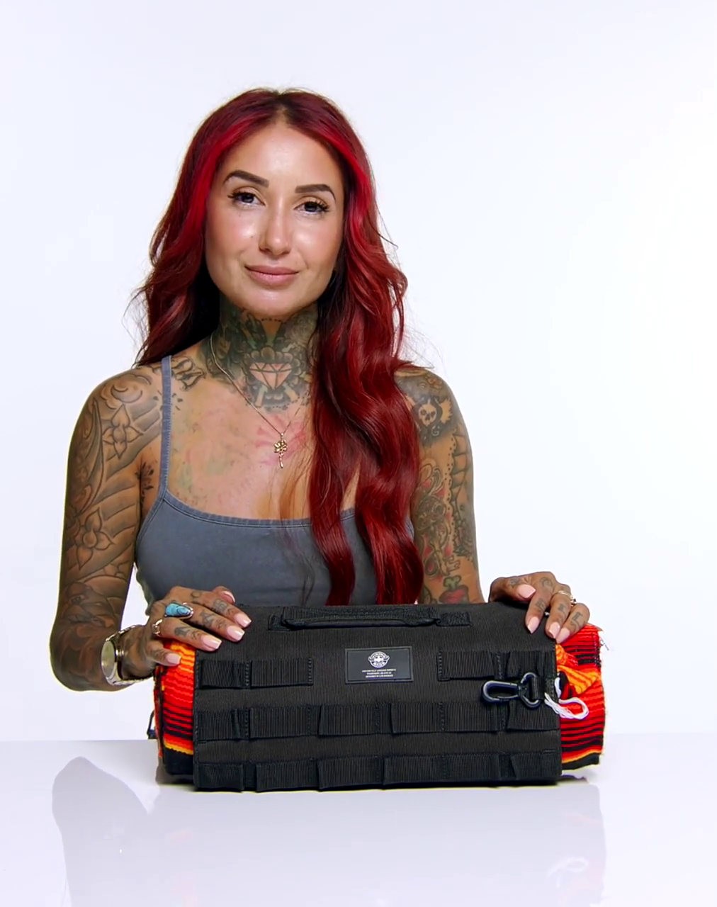 An application scenario or product detail of motorcycle luggage roll - Image 19