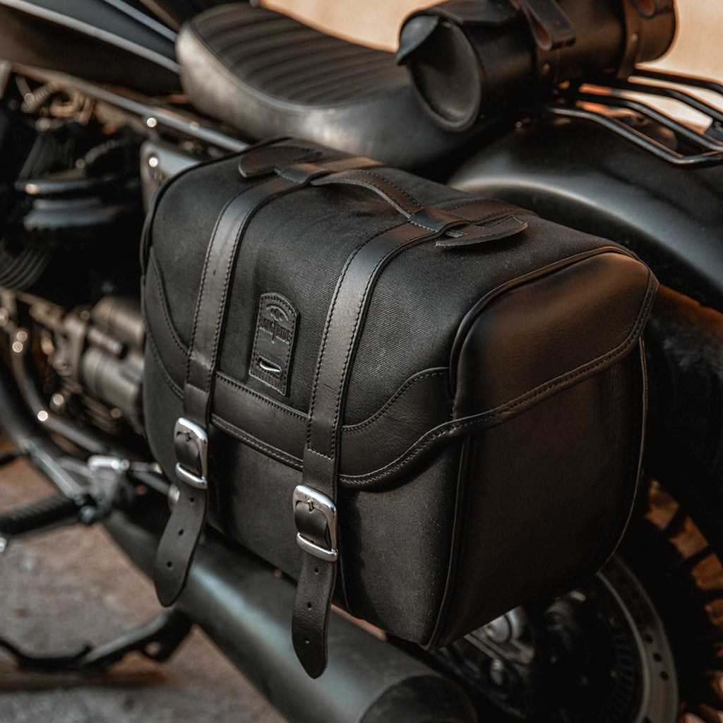 An application scenario or product detail of motorcycle panniers hard - Image 6