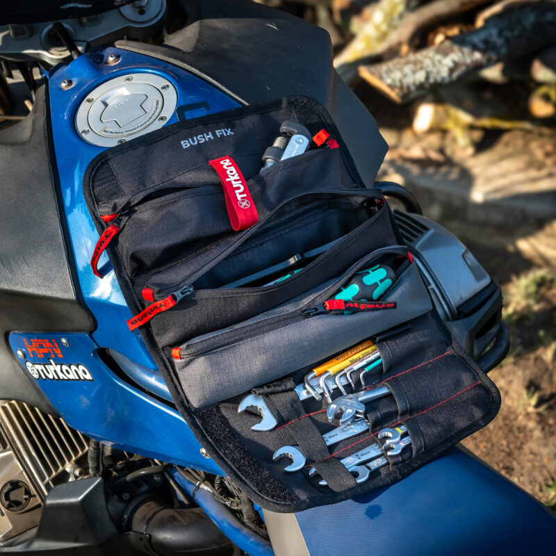 An application scenario or product detail of motorcycle pouches - Image 8