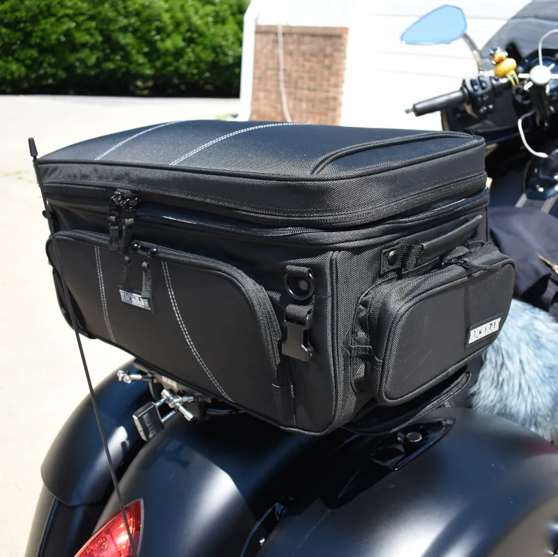 An application scenario or product detail of motorcycle roller luggage - Image 3