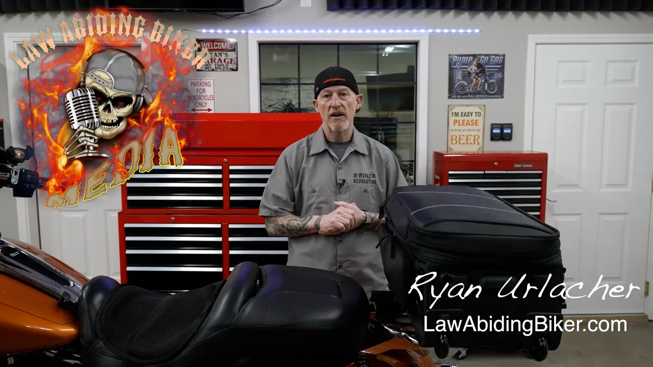 An application scenario or product detail of motorcycle roller luggage - Image 10