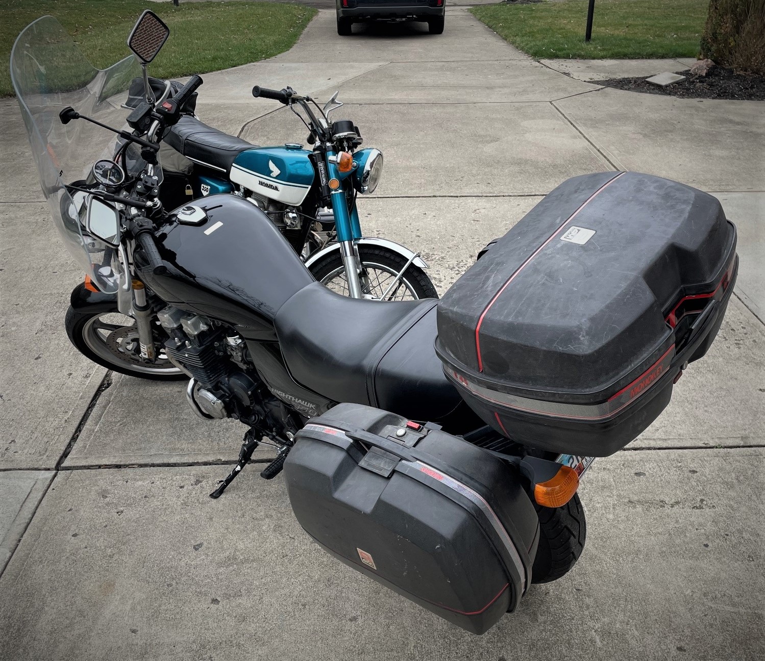 An application scenario or product detail of motorcycle side cases - Image 6