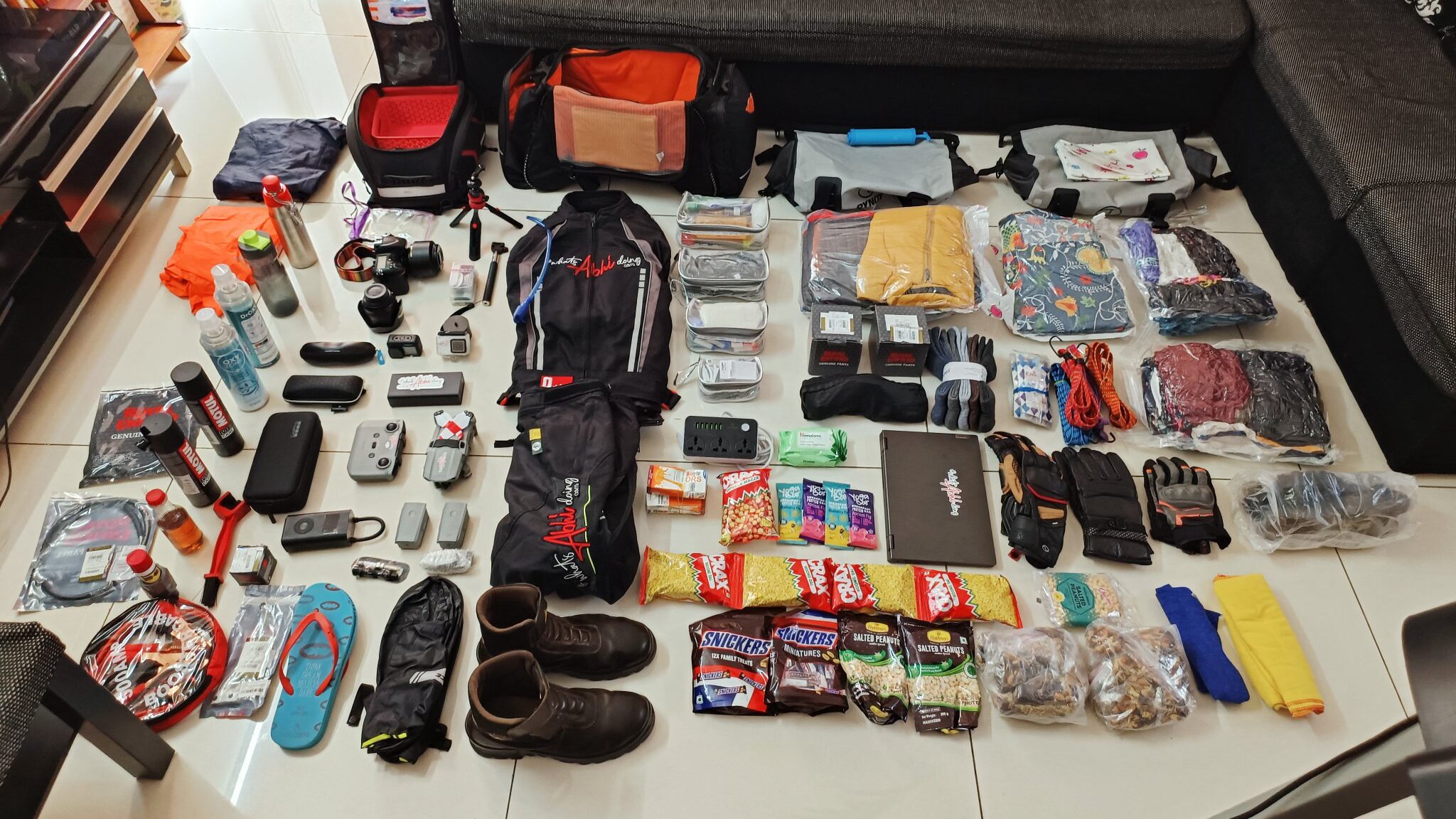 An application scenario or product detail of motorcycle travel pack - Image 14