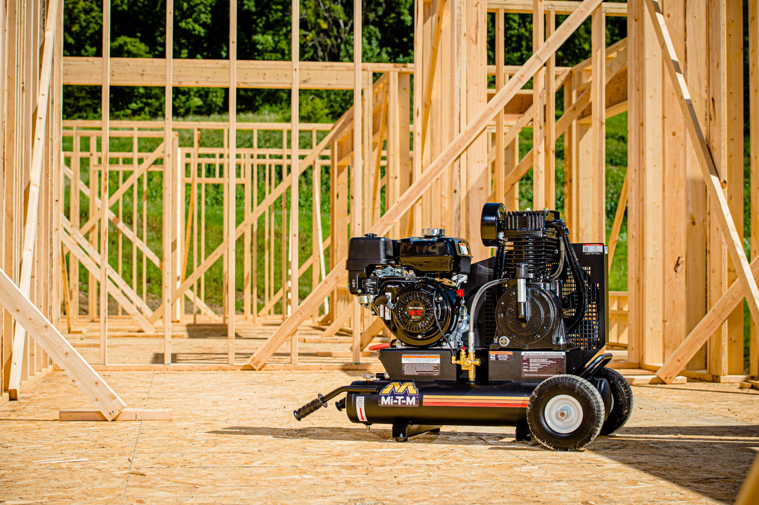 An application scenario or product detail of plug in air compressor - Image 22