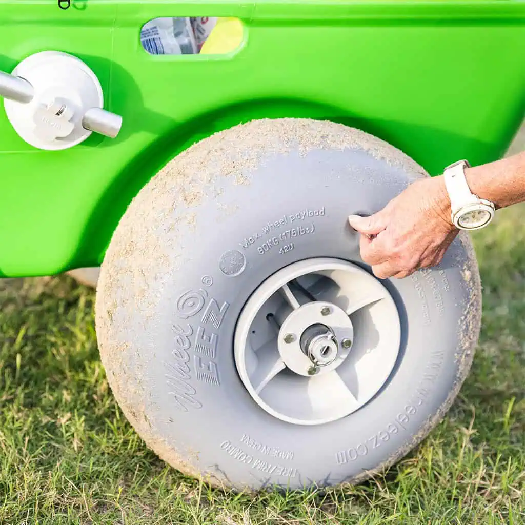 An application scenario or product detail of pump for tires - Image 22