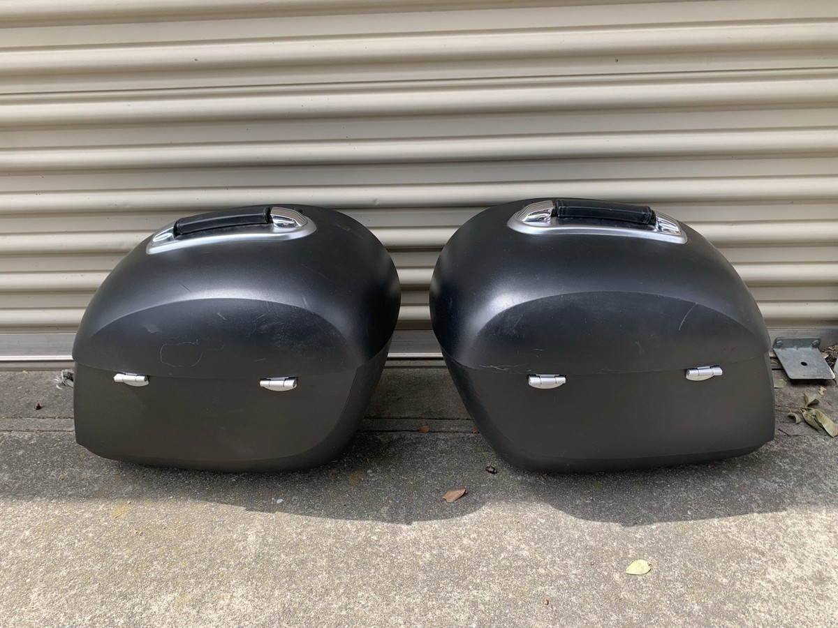 An application scenario or product detail of saddlebags for bmw - Image 13