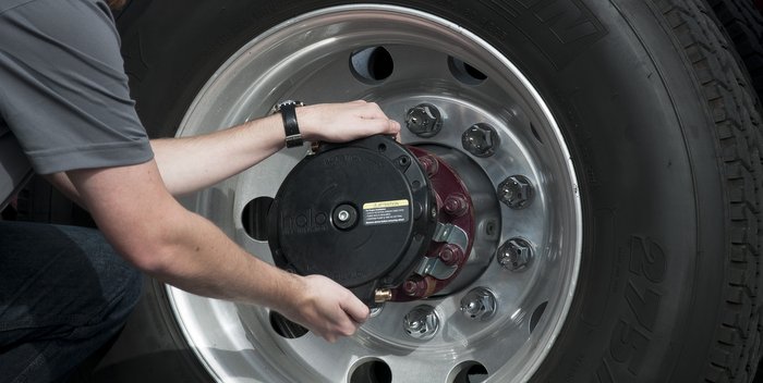 An application scenario or product detail of semi truck tire inflation systems - Image 9