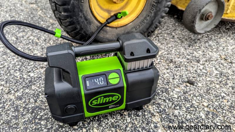 An application scenario or product detail of slime cordless pro power tire inflator - Image 12