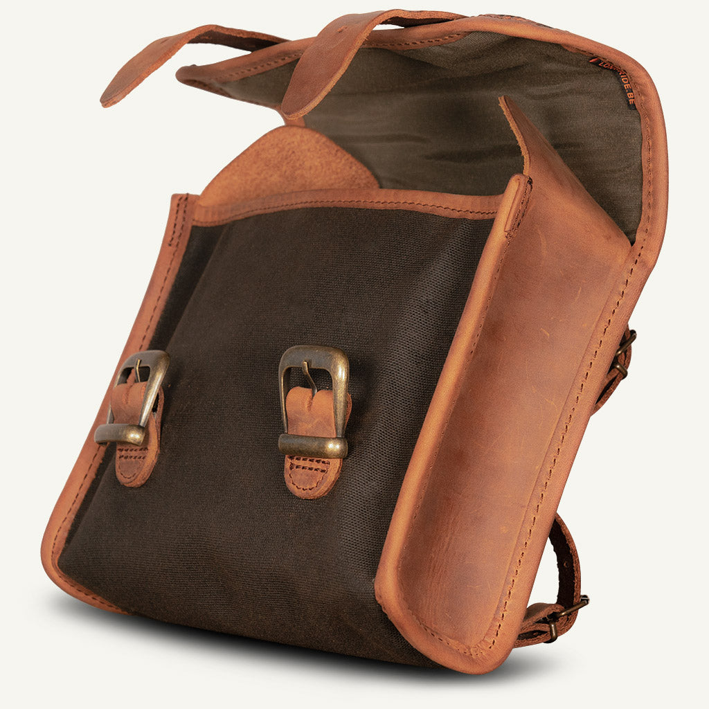 An application scenario or product detail of small motorcycle bags - Image 17