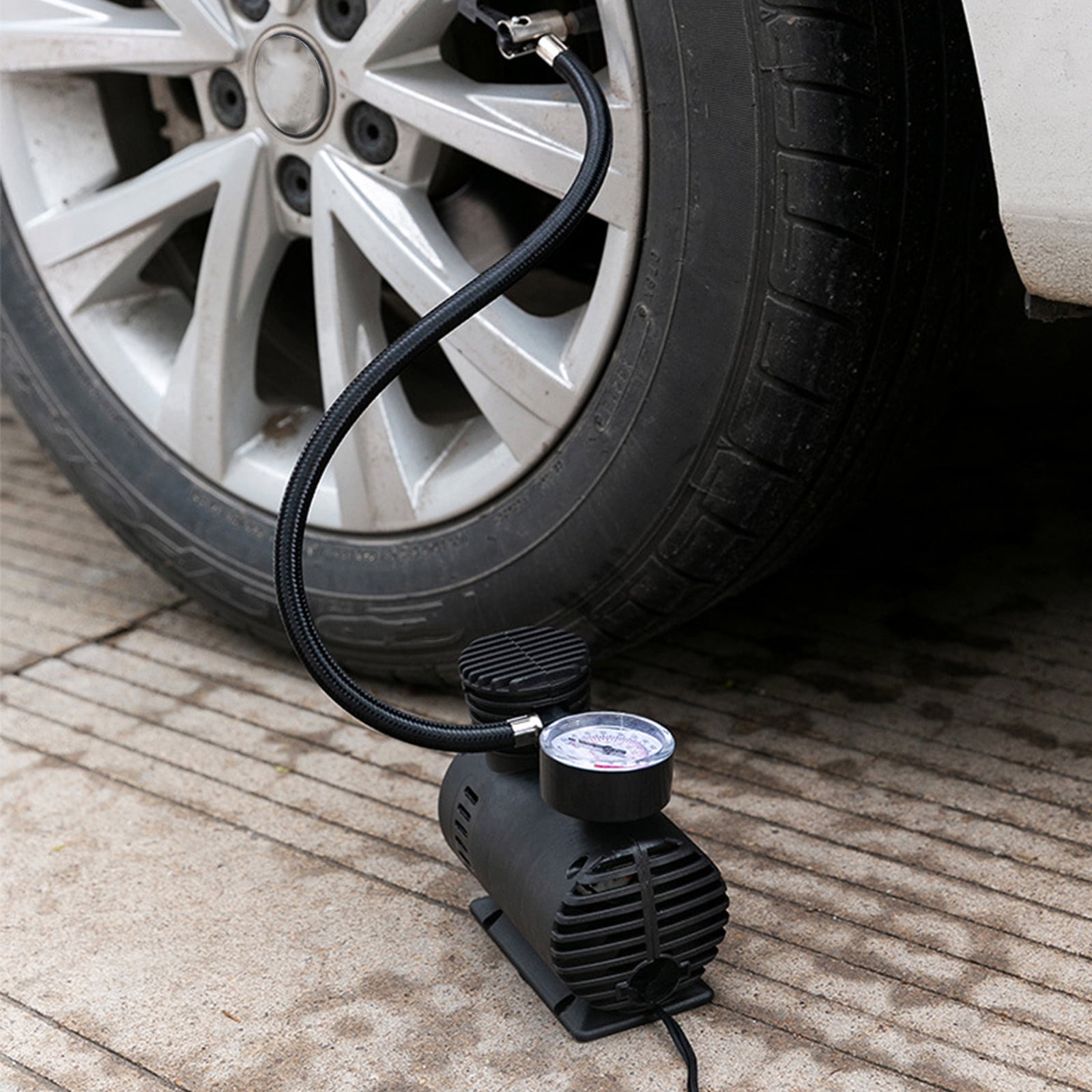 An application scenario or product detail of small tire pump - Image 12