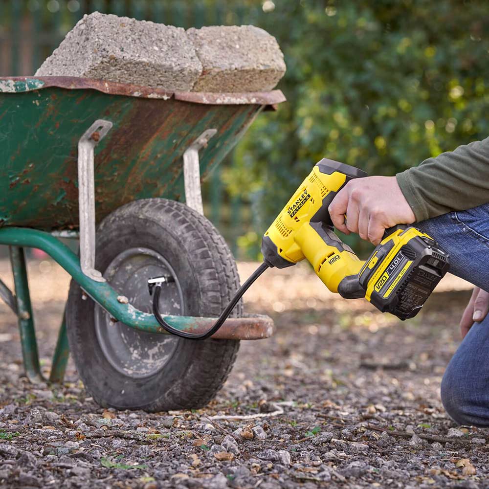 An application scenario or product detail of stanley tire inflator - Image 18